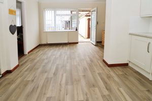 MALTINGS ROAD- click for photo gallery